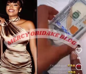 "You're Special To Me Today & Forever"- Beauty Tukura Shows Off The Roses, Gifts & Dollars Her Lover Gave Her For Valentine (VIDEO)