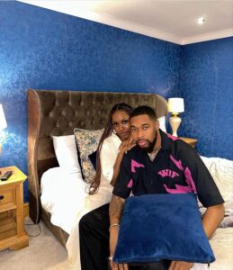 "Val's Day Something Light"- Sheggz & Bella Okagbue Celebrate Valentine In London (Photos)