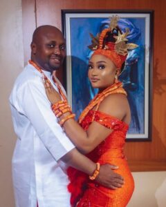 I sent 1 million naira to her parents, part of the money sprayed at our wedding. They h£ld my neck to share with them since their daughter is a virgin- Davido's aide, Israel continues to talk about his marriage cr@sh, shares evidence