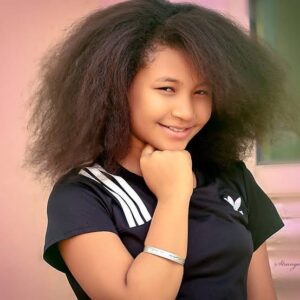 Nollywood Child Actor, Pearl Shim Aka Little Daniella Reportedly Gives Birth, Returns To Trenches After The Death Of Her mother (VIDEO)