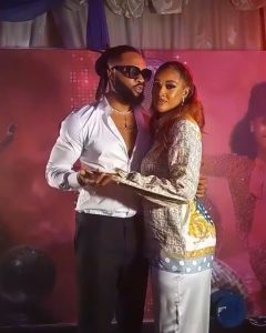 Beautiful Moment: Flavour & Wife Sandra Share a Kiss at Daughter’s 10th Birthday (VIDEO/PHOTOS)